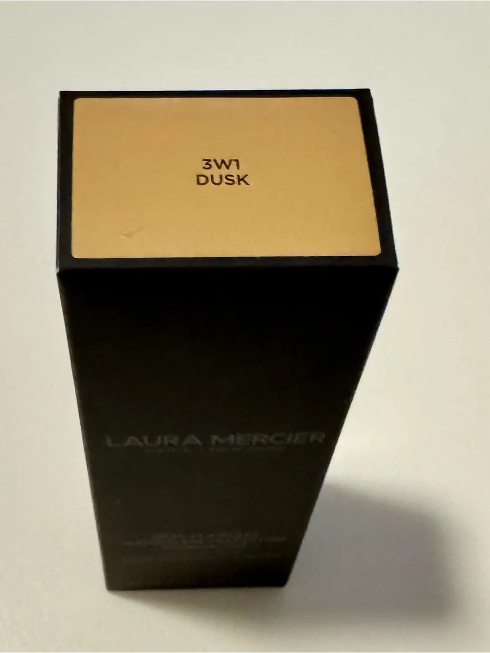 laura mercier Real Flawless Weightless Perfecting Foundation in shade dusk